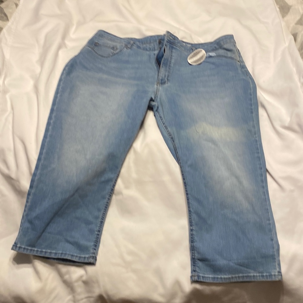 Mid rise Capri